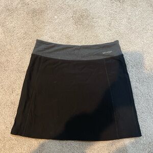 Women's Black and Gray Skirt